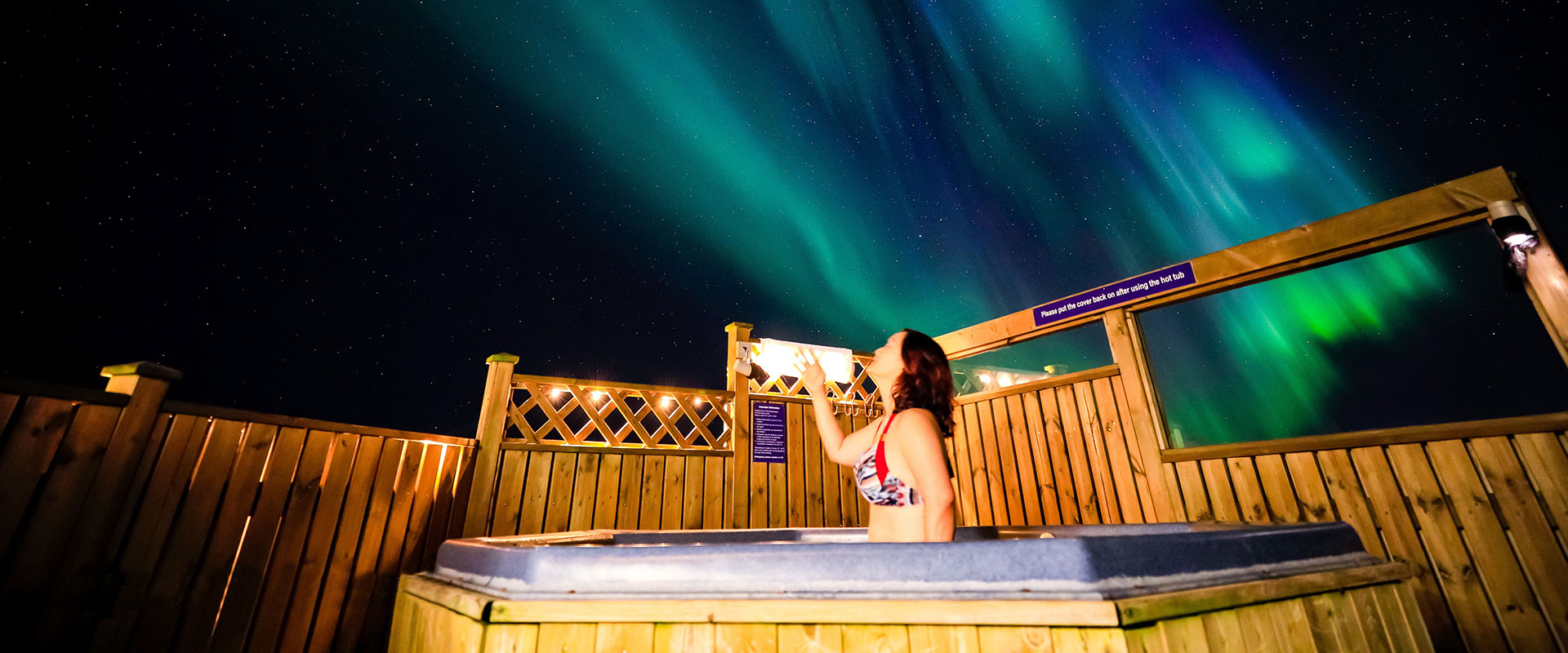 Northern light view in the geothermal hot tub